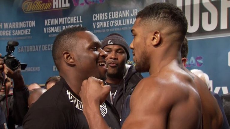 anthony-joshua-dillian-whyte-weight-in_3387066