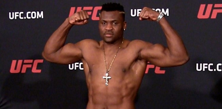 Francis-Ngannou-UFC-on-FOX-23-weigh-in