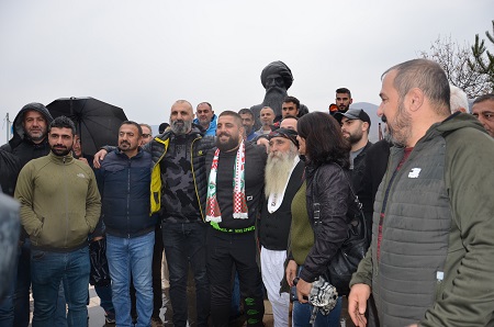 Umut Camkıran ve Birol Topuz Maç Sonrası Memleketleri Tunceli'ye Gitti! Eldiven Vali Bey'e
