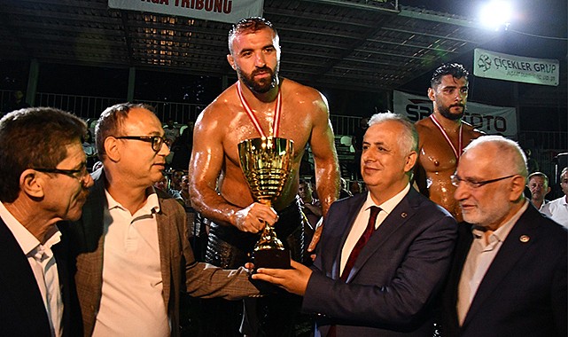 Kunduz Yağlı Güreş Finalinde Mustafa Taş ve Özkan Yılmaz Çarpıştı